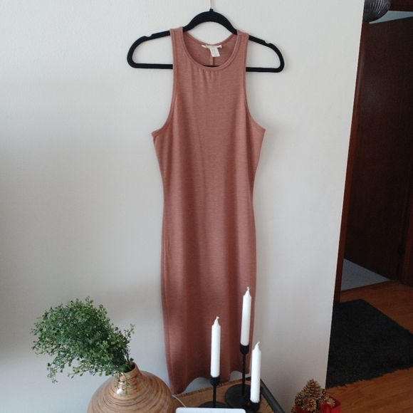 🌱Host Pick🌱 Nude Bodycon Midi Dress, Forever 21 - Picture 5 of 14